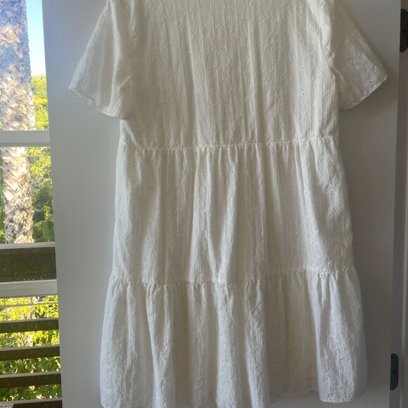 Madewell Embroidered Eyelet Button-Front Tiered Mini Dress, Lighthouse, M, MC958 - Picture 2 of 9